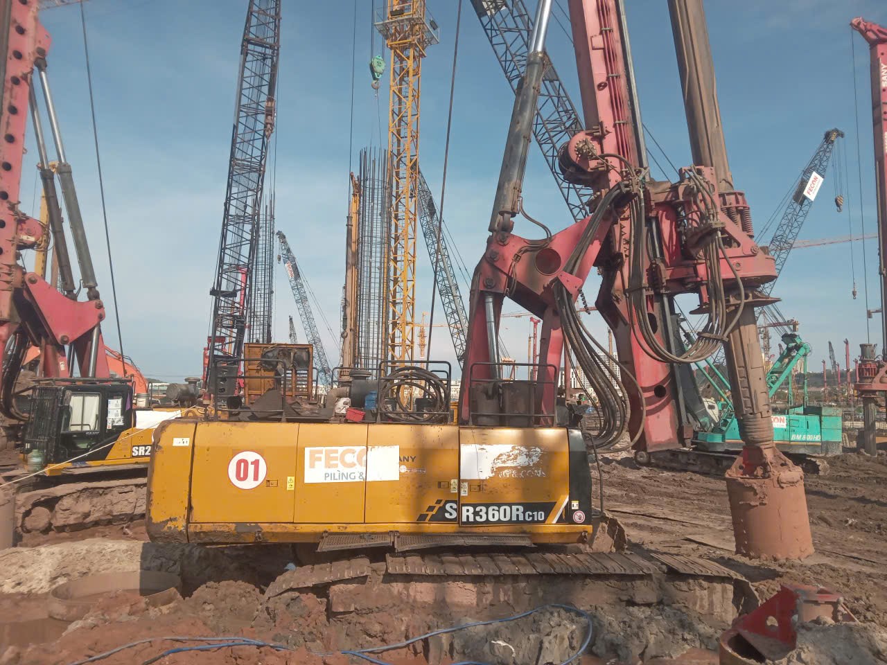 Cho thuê máy khoan Sany360