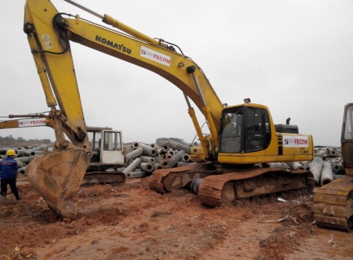 CHO THUÊ MÁY XÚC ĐÀO KOMATSU PC300