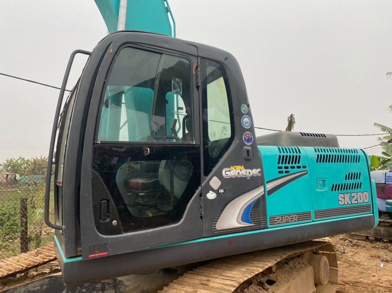 Máy xúc đào Kobelco SK200-8